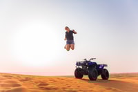 Dubai, mezza giornata Desert Safari, Camel Ride & Quad Bike Option - Housity