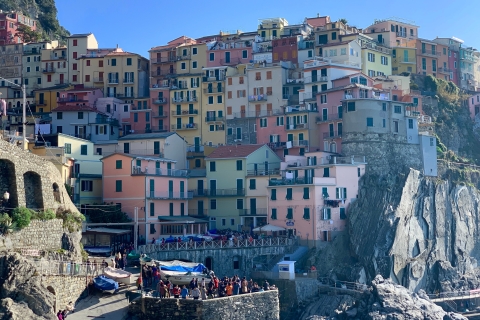 Florence : Excursion d'une journée à Cinque TerreVoyage d'une journée à Cinque Terre sans ferry et sans train en italien