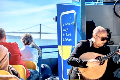 Lisbonne : croisière en bateau avec spectacle de fado et boisson