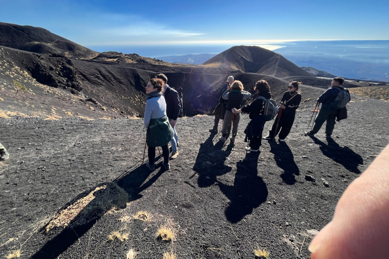 Catania: Ätna Abenteuertrekking mit einem Guide