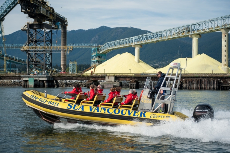 Sea Vancouver: recorrido turístico en RIB por la ciudad y la vida salvajeSea Vancouver Waterfront Sightseeing [Ciudad y vida salvaje]