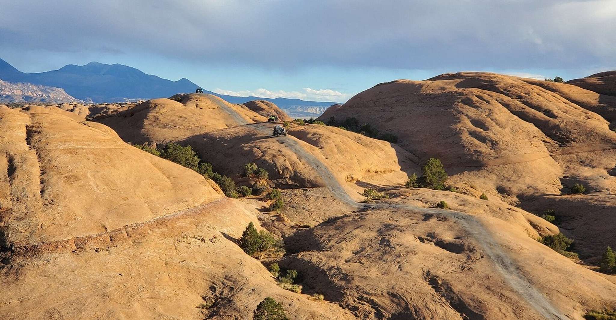 Moab, Self-Drive 2.5-Hour Hells Revenge 4x4 Guided Tour - Housity