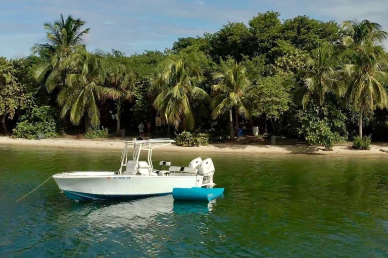 Miami: 4 Hour Island Hopping Boat Trip with Water Toys Miami: Half-Day Island Hopping Boat Trip with Water Toys