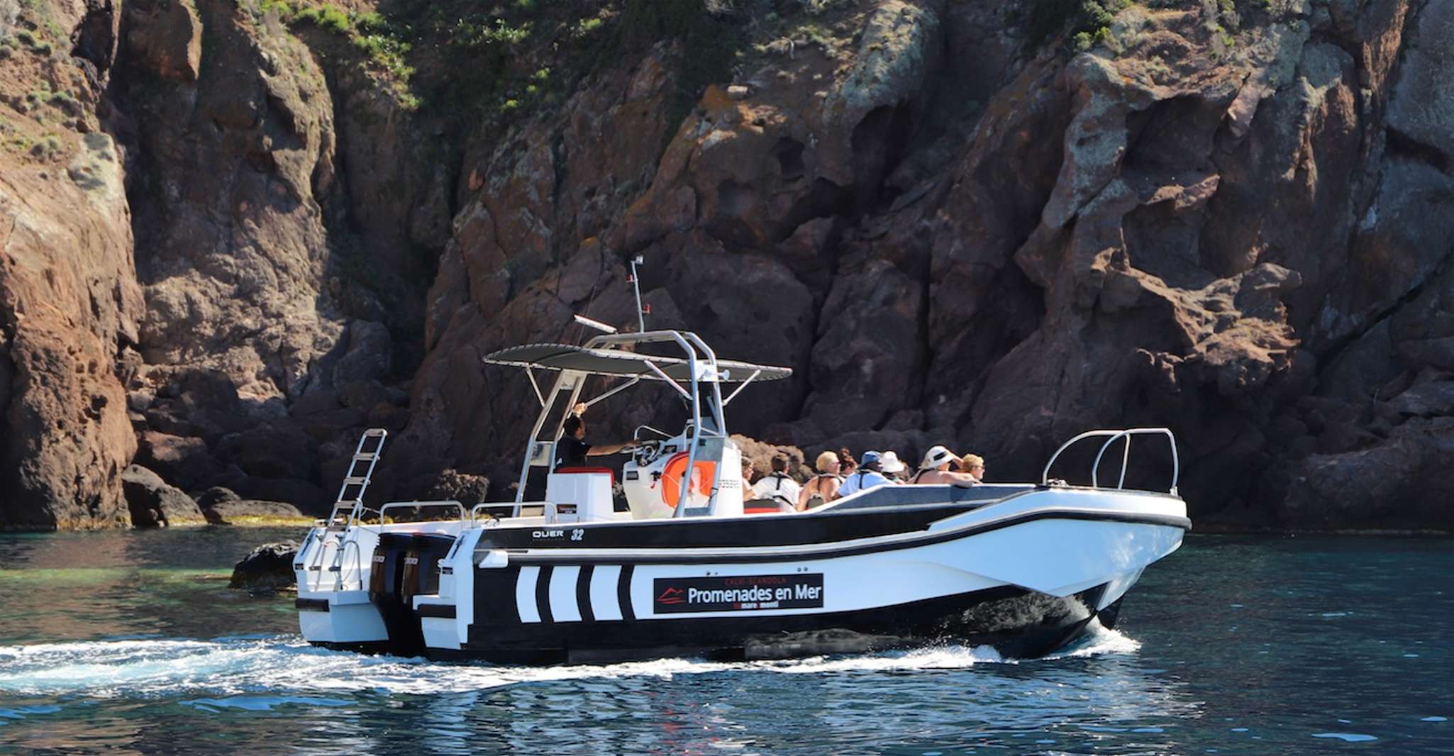 Calvi a Scandola, Tour en barco de 4 horas - Housity