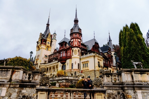 Bucharest: Peles and Dracula Castle in One Day Private Trip
