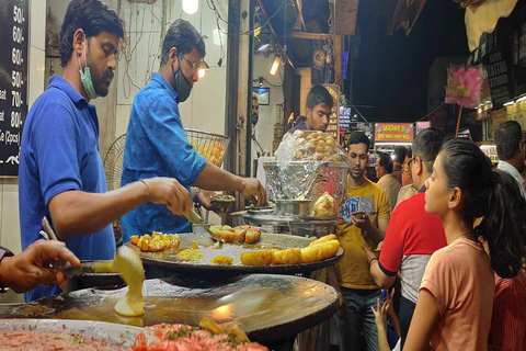 Old Agra: Food tour With Local Tourist Facilitator