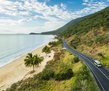 Cairns: 2-Day Great Barrier Reef & Daintree Rainforest Tour