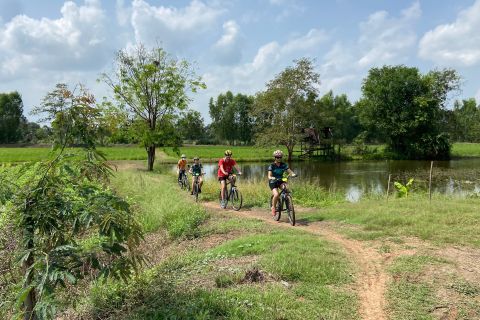 Sukhothai: Half-Day Countryside Bike Tour