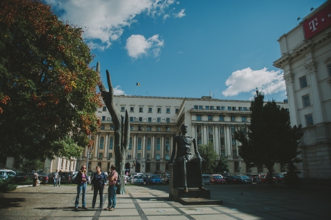 Bucarest: visite d'histoire sombre de 3 heures avec un local
