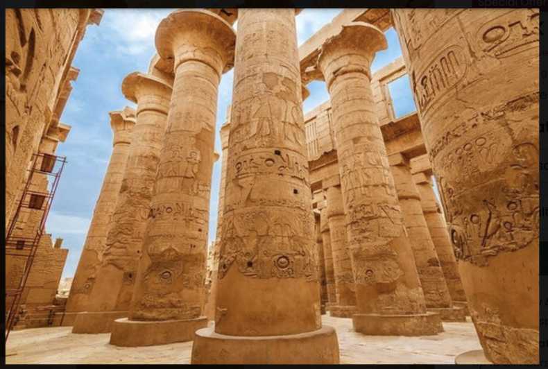 From Hurghada: Luxor Private Guided Day Tour with Lunch