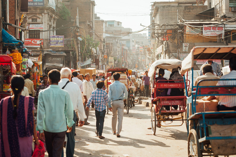 Delhi: tour a piedi del cibo di strada della vecchia Delhi con degustazioniDelhi: tour a piedi del cibo di strada della vecchia Delhi con trasferimenti