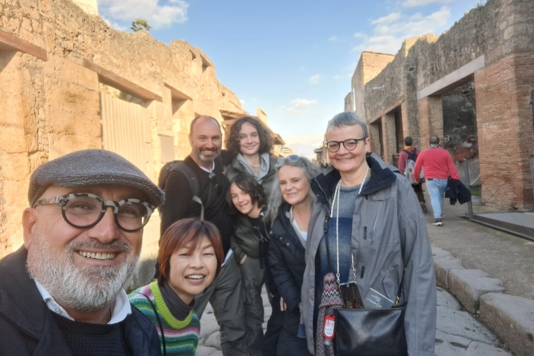 Naples : excursion d'une journée à Pompéi et au VésuveExcursion d'une journée à Pompéi et au Vésuve avec prise en charge à l'hôtel