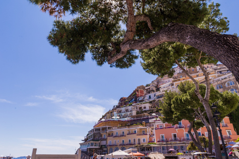 Sorrento: tour de día completo en barco por Positano, Amalfi y RavelloPaseo en barco con visita a Ravello