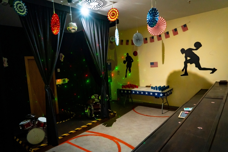 Escape rooms "50's Rock and Roll" bij Holidayworld2 pers