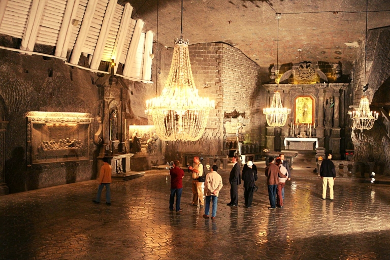 From Warsaw: Krakow & Wieliczka Small Group Tour with Lunch Small Group Tour by Premium Car