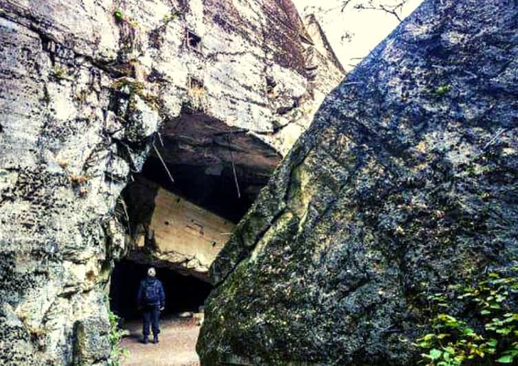 Warsaw: Wolf's Lair & Swieta Lipka Small-Group Tour + Lunch
