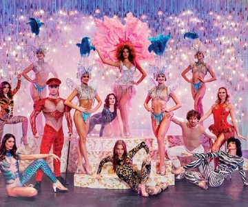 Paris: Paradis Latin Cabaret Show with Optional Champagne