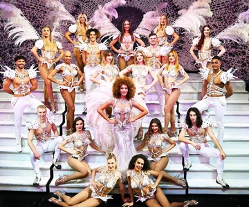 Paris: 3-Course Dinner & Show at Paradis Latin Cabaret