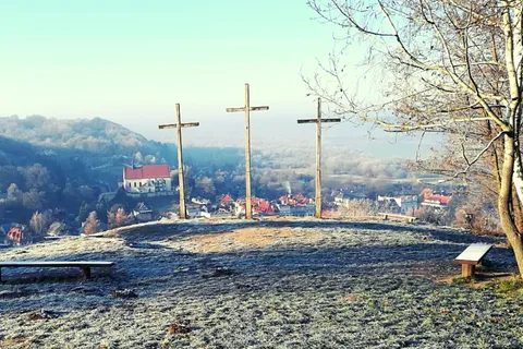 Desde Varsovia: Excursión de un día a Kazimierz Dolny con almuerzo