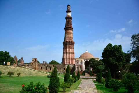 Vanuit Delhi: rondleiding door het Rode Fort, Qutub Minar en Humayu-tombe van 8 uurAlleen chauffeur, vervoer en gids