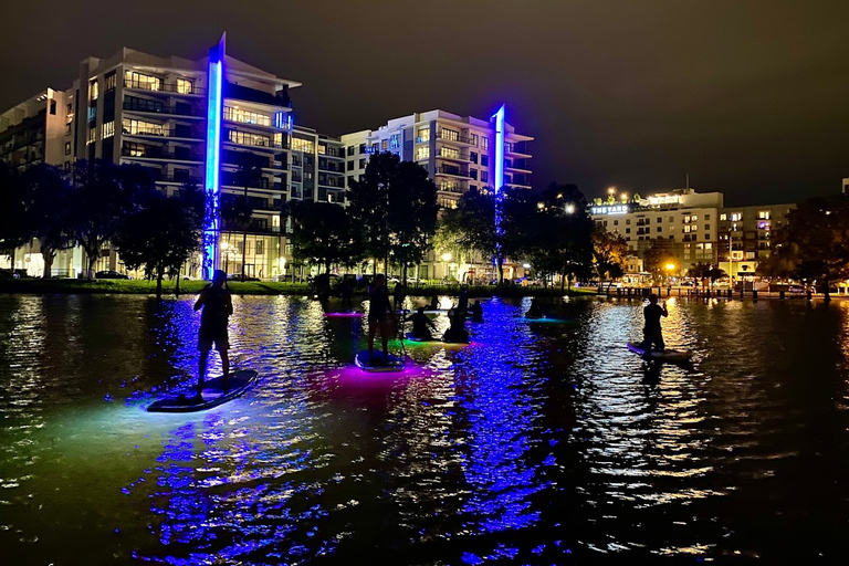 Orlando : Visite nocturne en kayak ou en paddleboard à diodes électroluminescentes