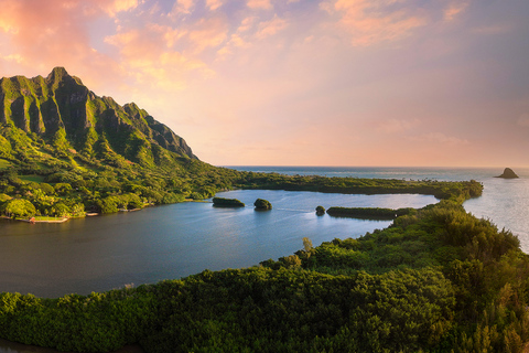 Oahu: Kualoa Movie Sites, Jungle, and Buffet Tour Package Tour with Pickup and Drop-Off