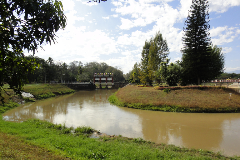 Desde Chiang Mai: Bosque de Mae Taeng Full Day Day Kayaking