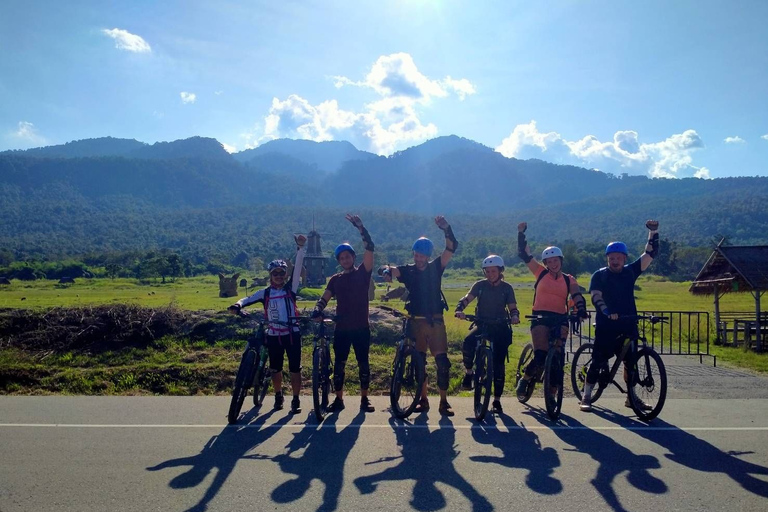 Chiang Mai: 20km Downhill Mountain Biking Challenge Suthep M