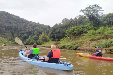 Depuis Chiang Mai : kayak en jungle et grottes de Chiang Dao