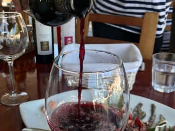 Hvar: Wine Lovers Tour to 3 Wineries with Local Tastings