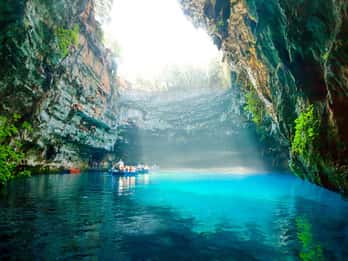 Argostolio: Melissani Lake, Myrtos Beach, and Fiscardo Tour