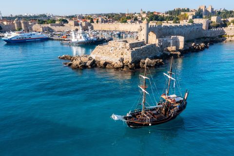 Rhodes Town: Sightseeing Cruise on an 18th-Century Boat