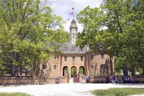 From Washington DC: Colonial Williamsburg Guided Tour