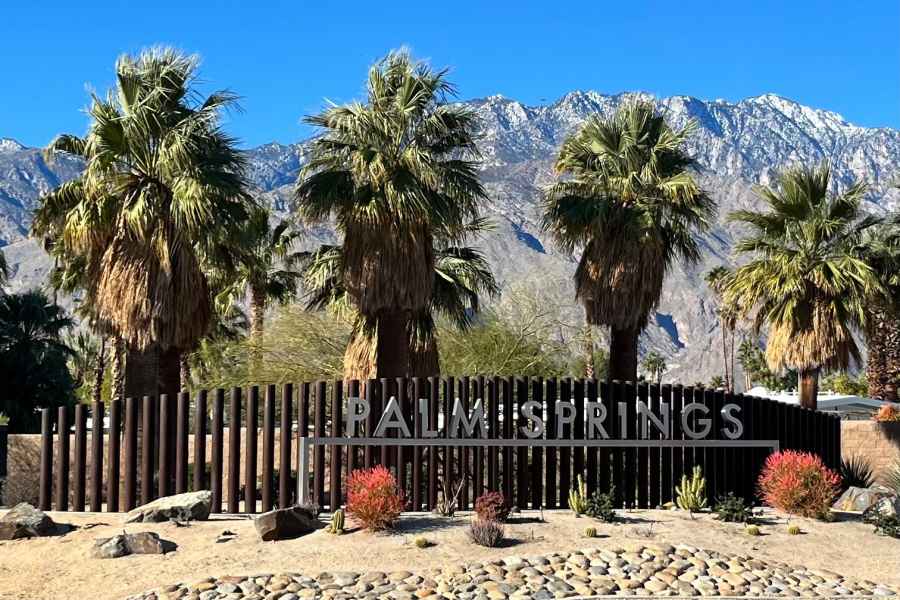 Palm Springs: Stadt Highlights Schnitzeljagd Smartphone Spiel. Foto: GetYourGuide