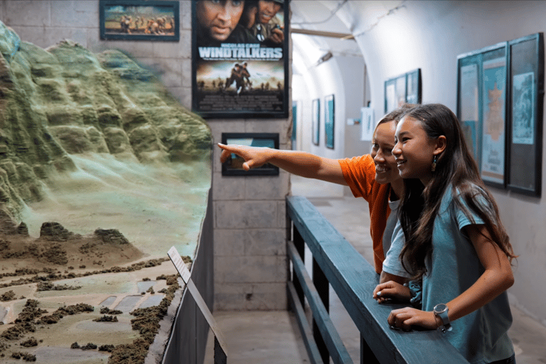 Kaneohe: Kualoa Ranch Hollywood Film Locations Tour by Bus