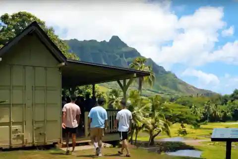 Oahu: Kualoa Farm and Secret Island Tour by Trolley