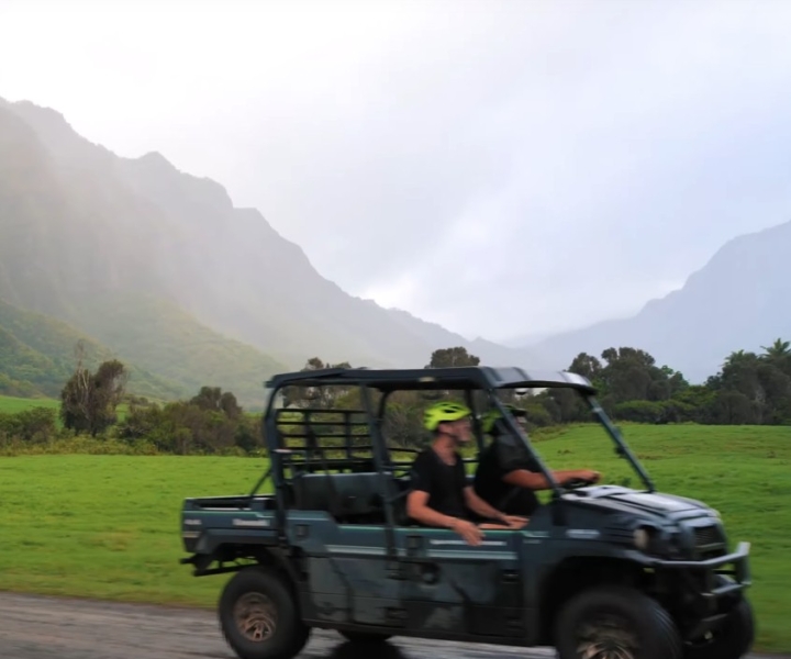 Kaneohe: tour guidato UTV del Kualoa Ranch