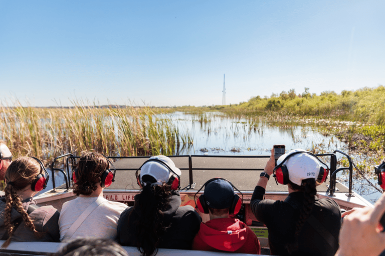 Orlando Private Airboat Tour w/ Alligator & Wildlife Viewing