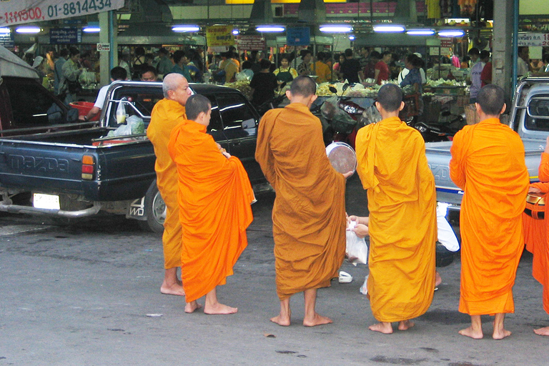 Chiang Mai: City Tour Histórico Guiado de Bicicleta com Almoço