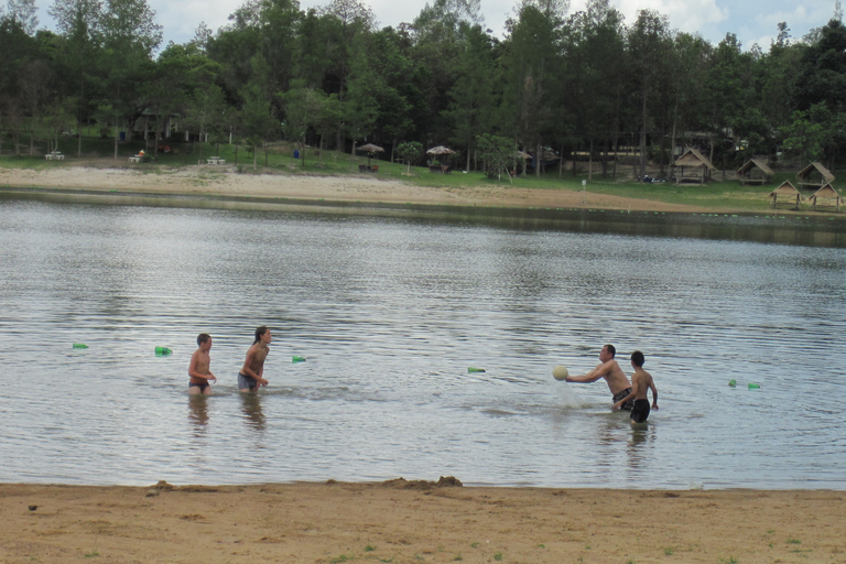 Chiang Mai: 24 km Tempo libero in bicicletta e nuoto Lago Huay Tueng TaoChiang Mai: tour in bici Huay Tung Tao e Mt. Suthep con pranzo