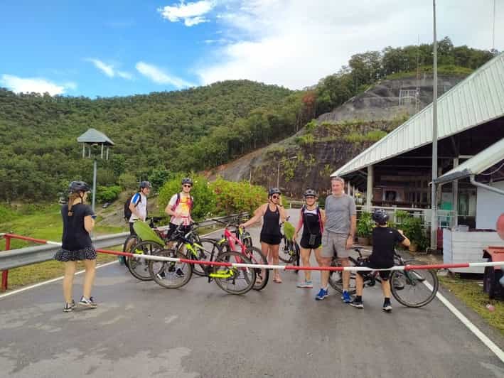 Chiang Mai: Rainforest Guided Mountain Biking Tour