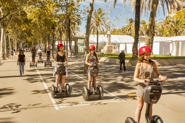 Barcelona: Guided Segway Tour