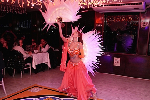 Istanbul: Bosphorus Dinner Cruise with Drinks & Turkish Show Standard Menu with Alcoholic Drinks and Meeting Point