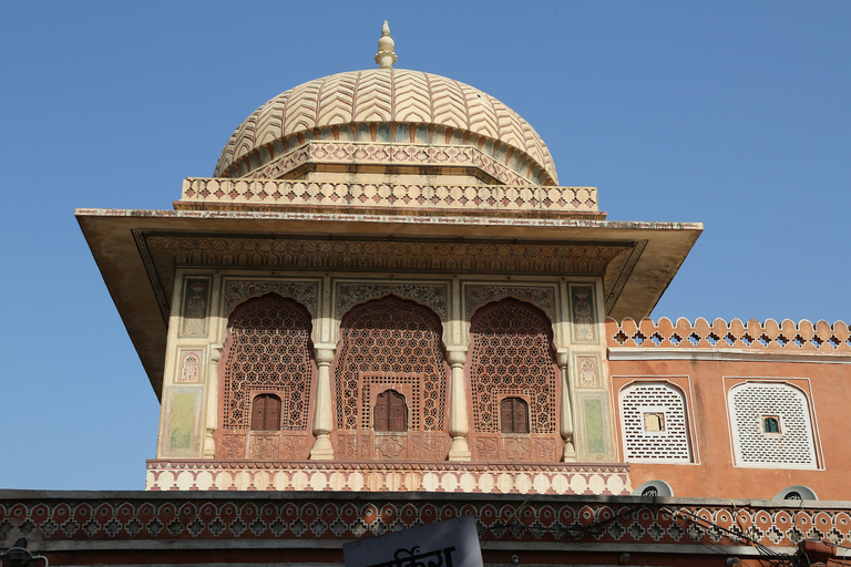 De Délhi: Viagem de um dia a Jaipur de trem rápido ou carro particularExcursão saindo de Délhi: ônibus de trem de 1ª classe, carro, guia e ingressos