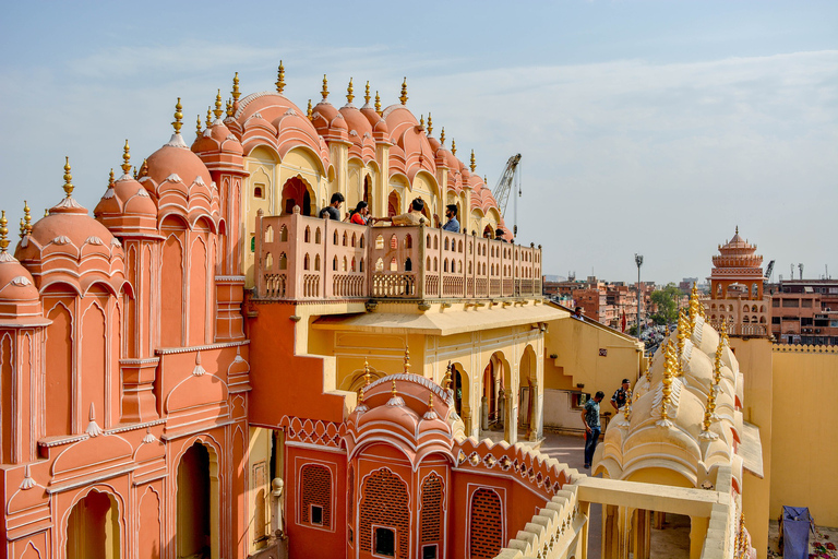 From Delhi: Jaipur Day Trip by Fast Train or Private CarTour from Delhi: 1st Class Train Coach, Car, Guide &amp; Tickets