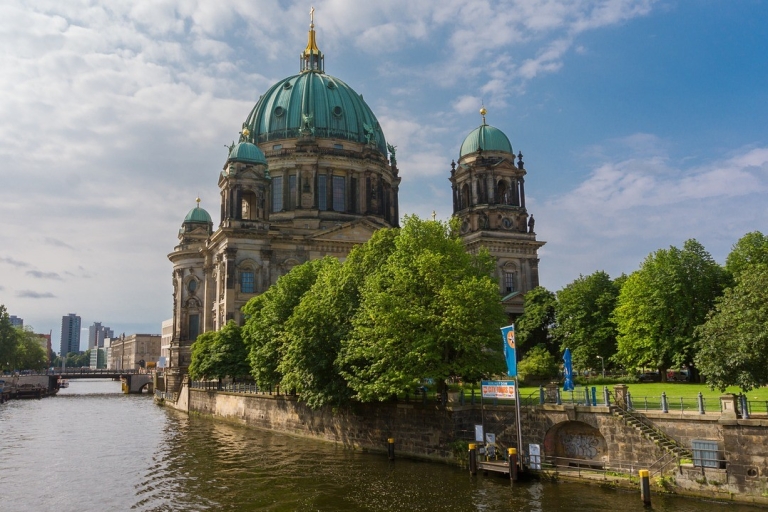 Berlin: Self Guided Walking Tour mit Quizspiel auf Englisch