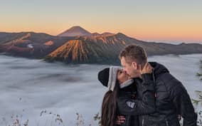 From Surabaya or Malang: Mount Bromo Sunrise Day Trip