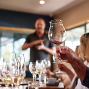 Hobart: 4 Vineyard Wine Tastings Tour and Cellar Door Lunch
