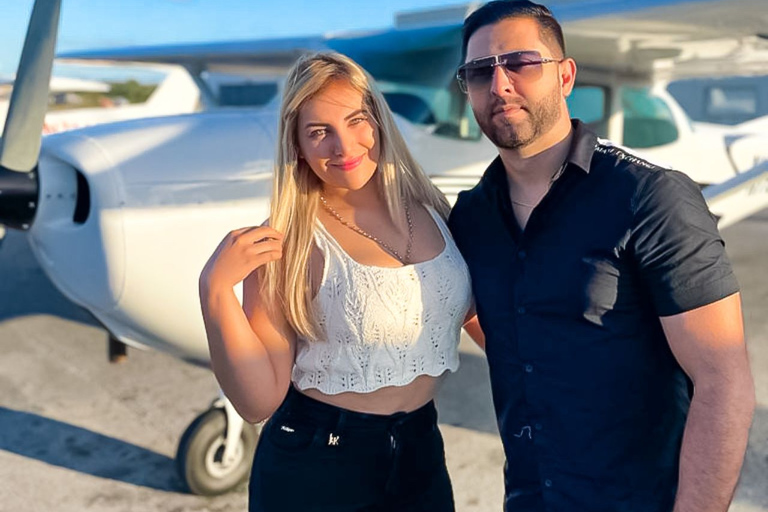 Miami : Visite privée en avion de luxe avec boissonsMiami : Visite privée en avion de luxe