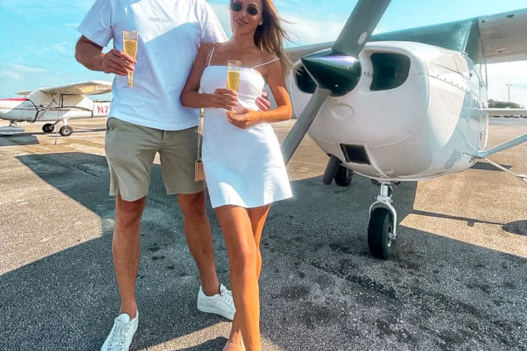 Miami : Visite privée en avion de luxe avec boissonsMiami : Visite privée en avion de luxe